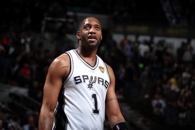 哈兰德职业生涯8次面对利物浦 打进3球只赢下一场