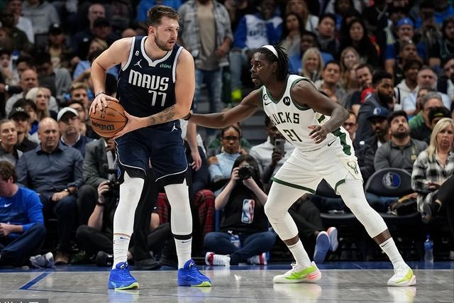 曼晚：霍伊伦正在逐步找回状态