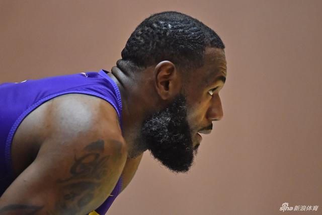 阿斯：皇马已为签下阿方索-戴维斯做了一切工作